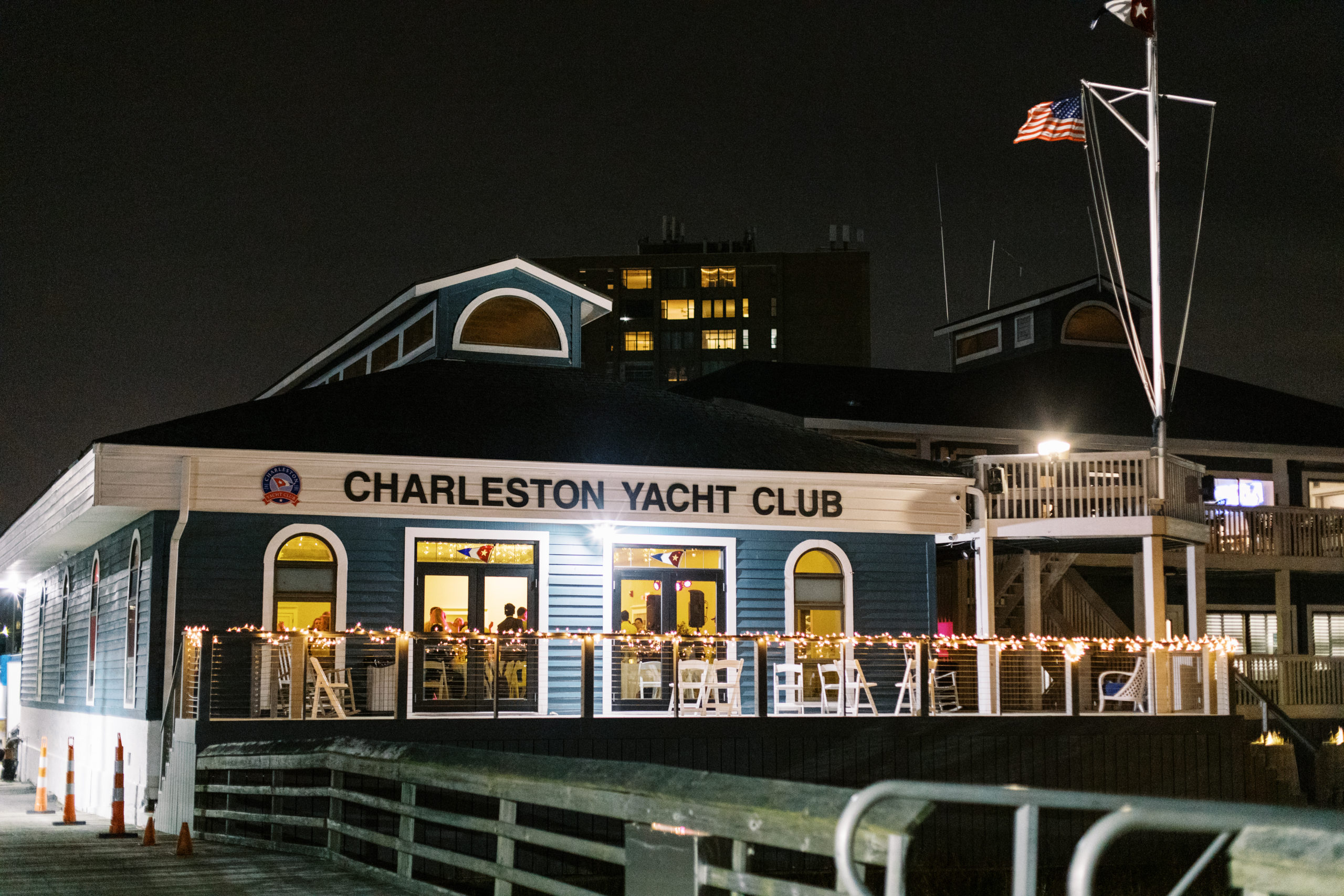 hotels near charleston yacht club