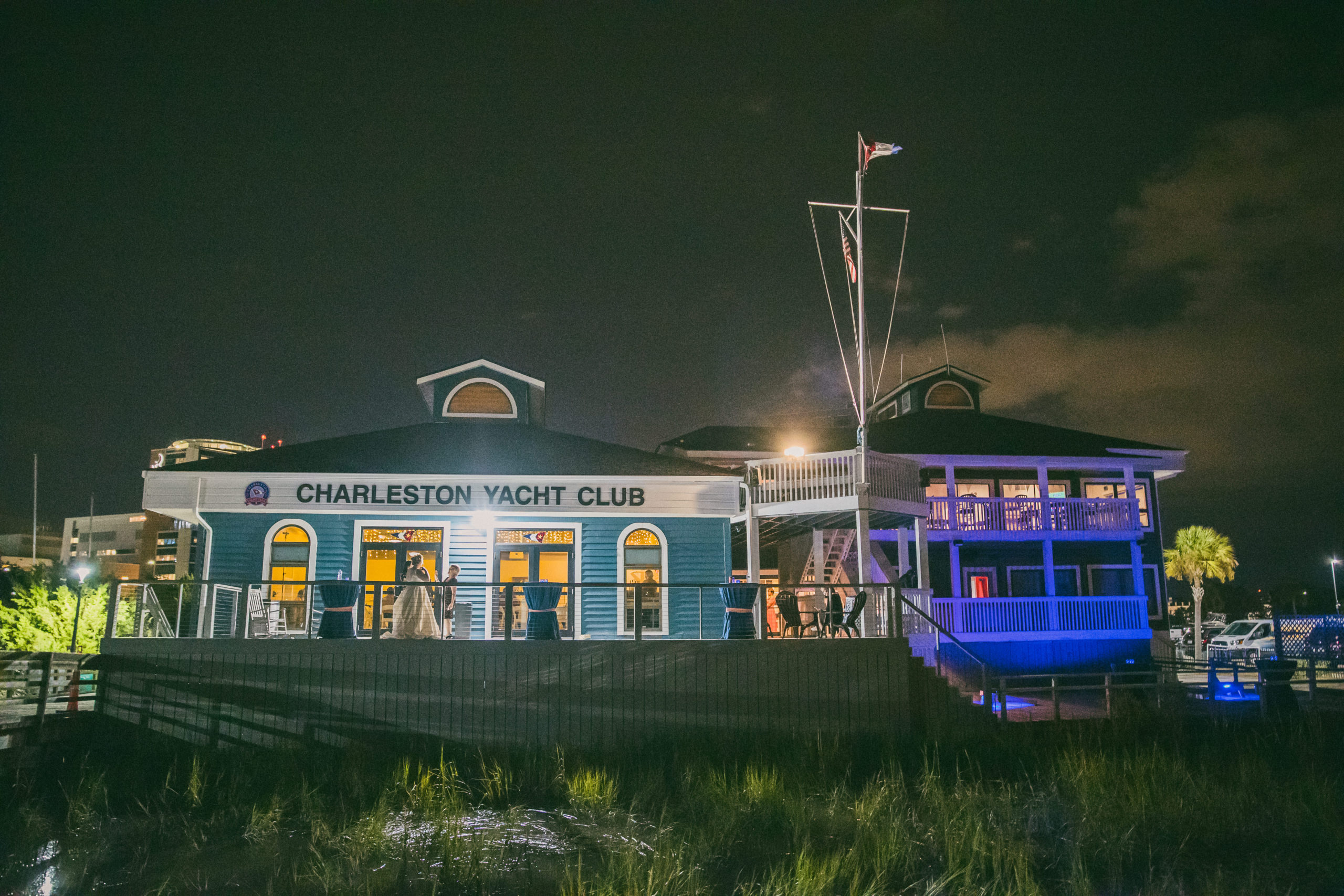 charleston yacht club restaurant